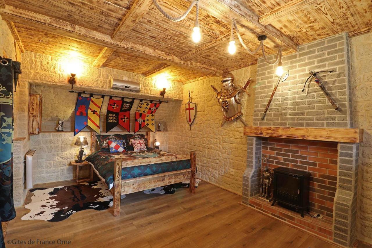 Chambre D'Hote Medieval Du Vieux Bourg Chailloue Luaran gambar